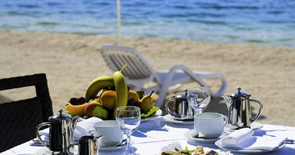 Maritimo beach restaurant